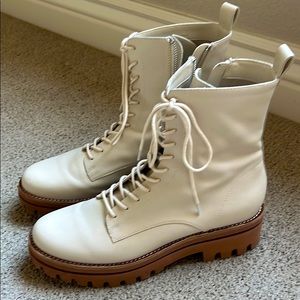 Dolce Vita combat boots size 91/2